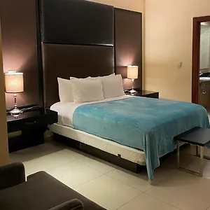Hotel Ramada By Wyndham Princess ***